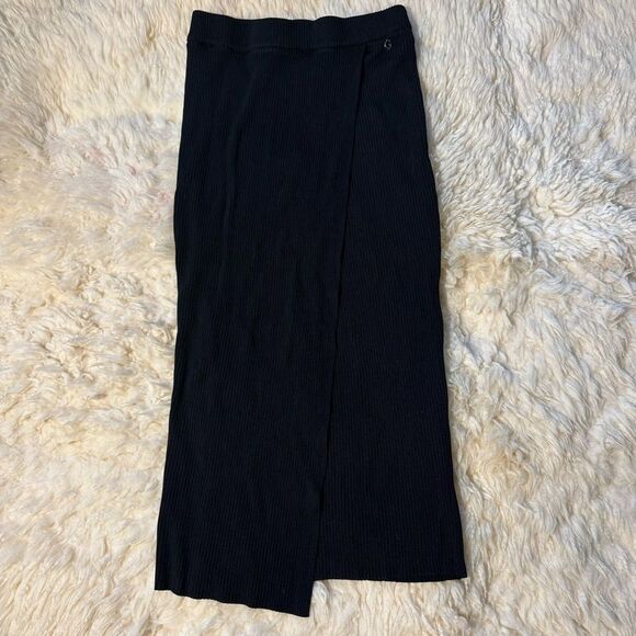 Guess Skirt - Picture 5 of 6